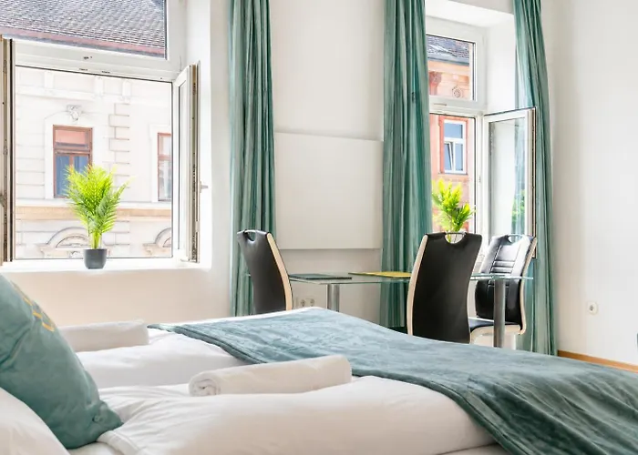 Beautiful 2br With Wifi In A Prime Location شقة فيينا