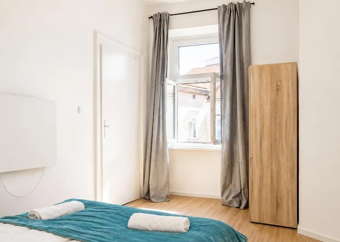 Beautiful 2br With Wifi In A Prime Location فيينا
